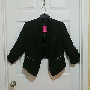 NWT Agaci Lace & Zippers flyaway blazer